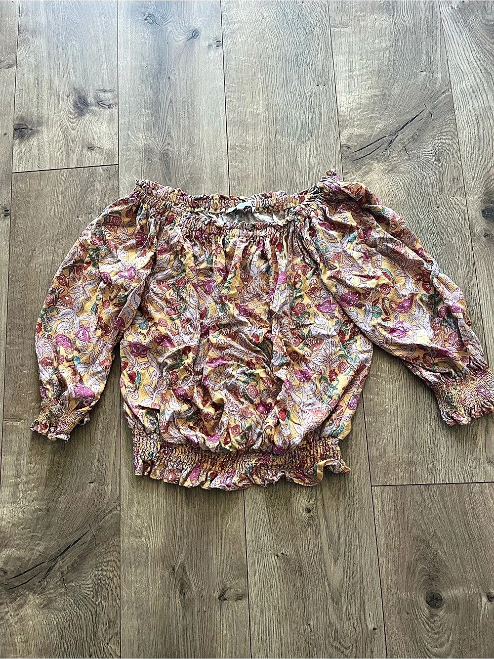 Cupcakes and Cashmere Long Sleeve off shoulder Blouse